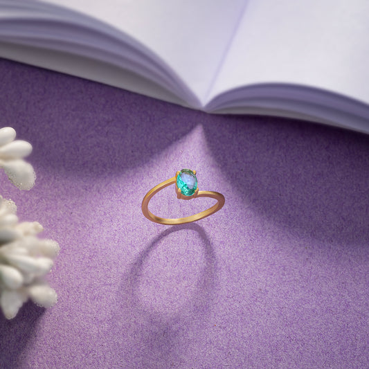 Ring_Green Stone_Golden_1